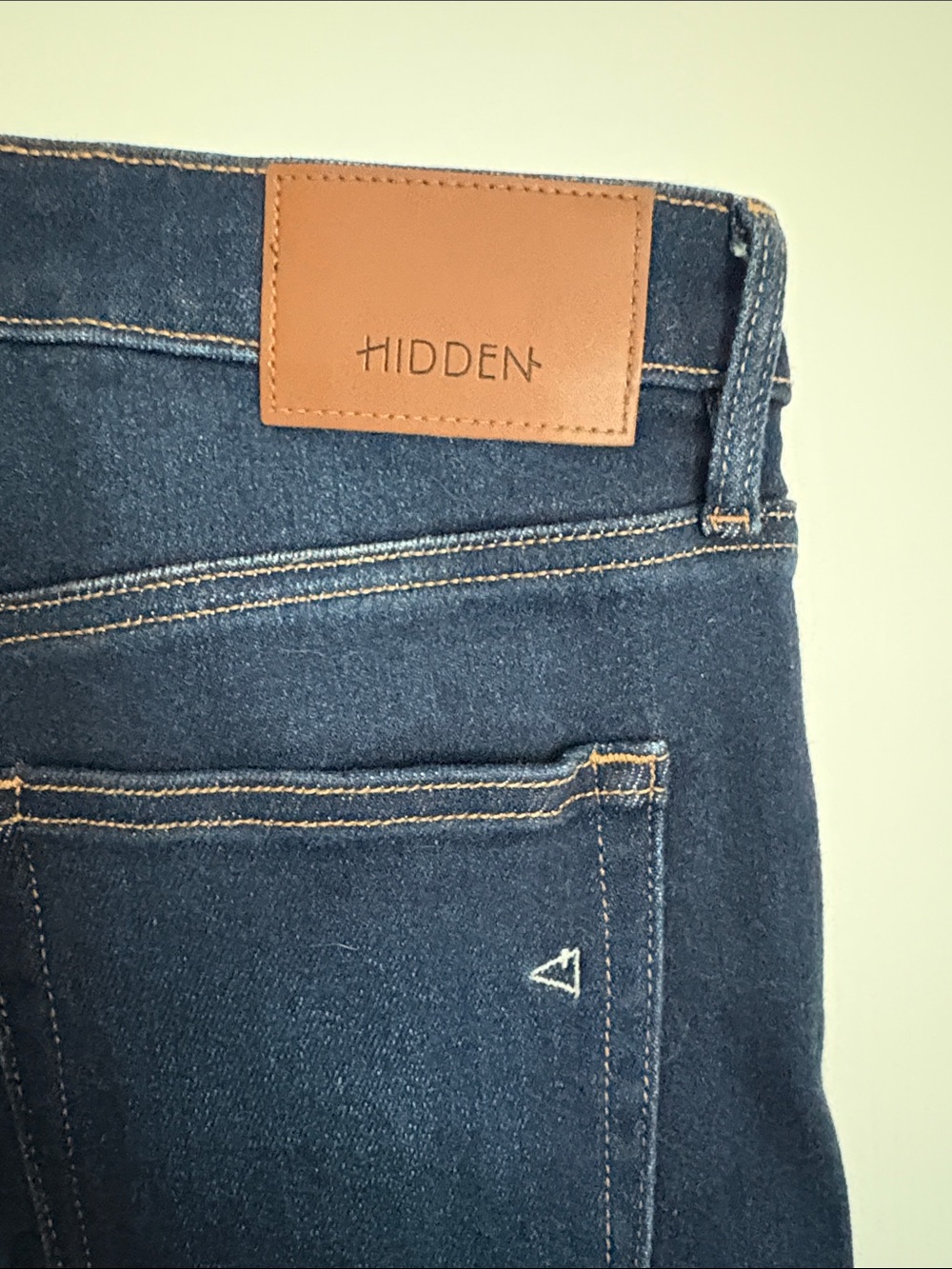 Hidden - Women’s Wide-Leg Jeans in Dark Blue - Picture 5 of 5